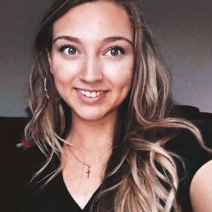 Meet your Posher, Avery